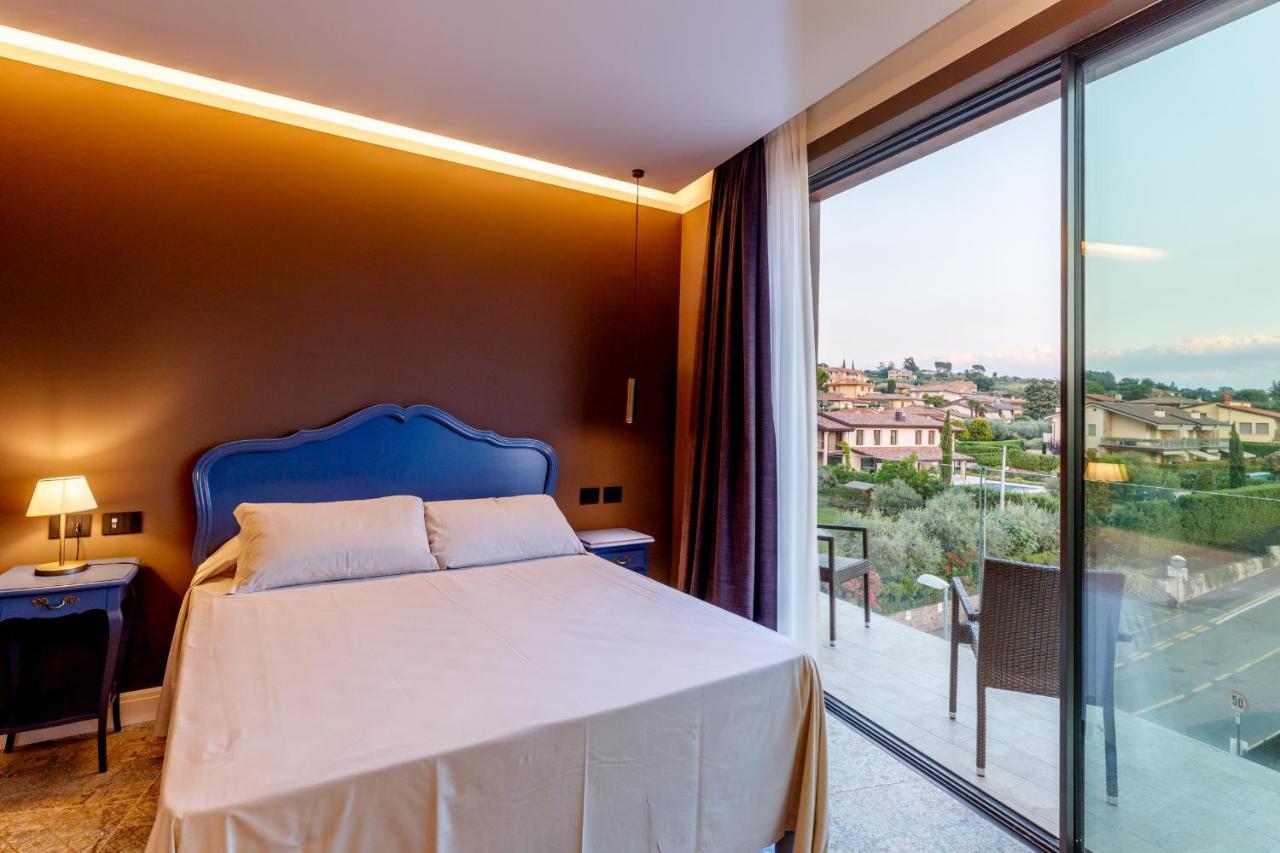 Junior Suite con Terrazza e Vista Lago
