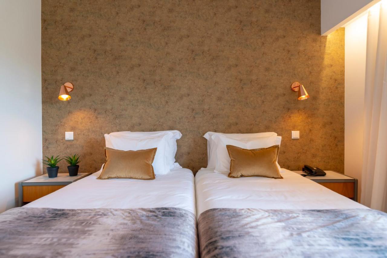 Double or Twin Room,1008396325:JPEG