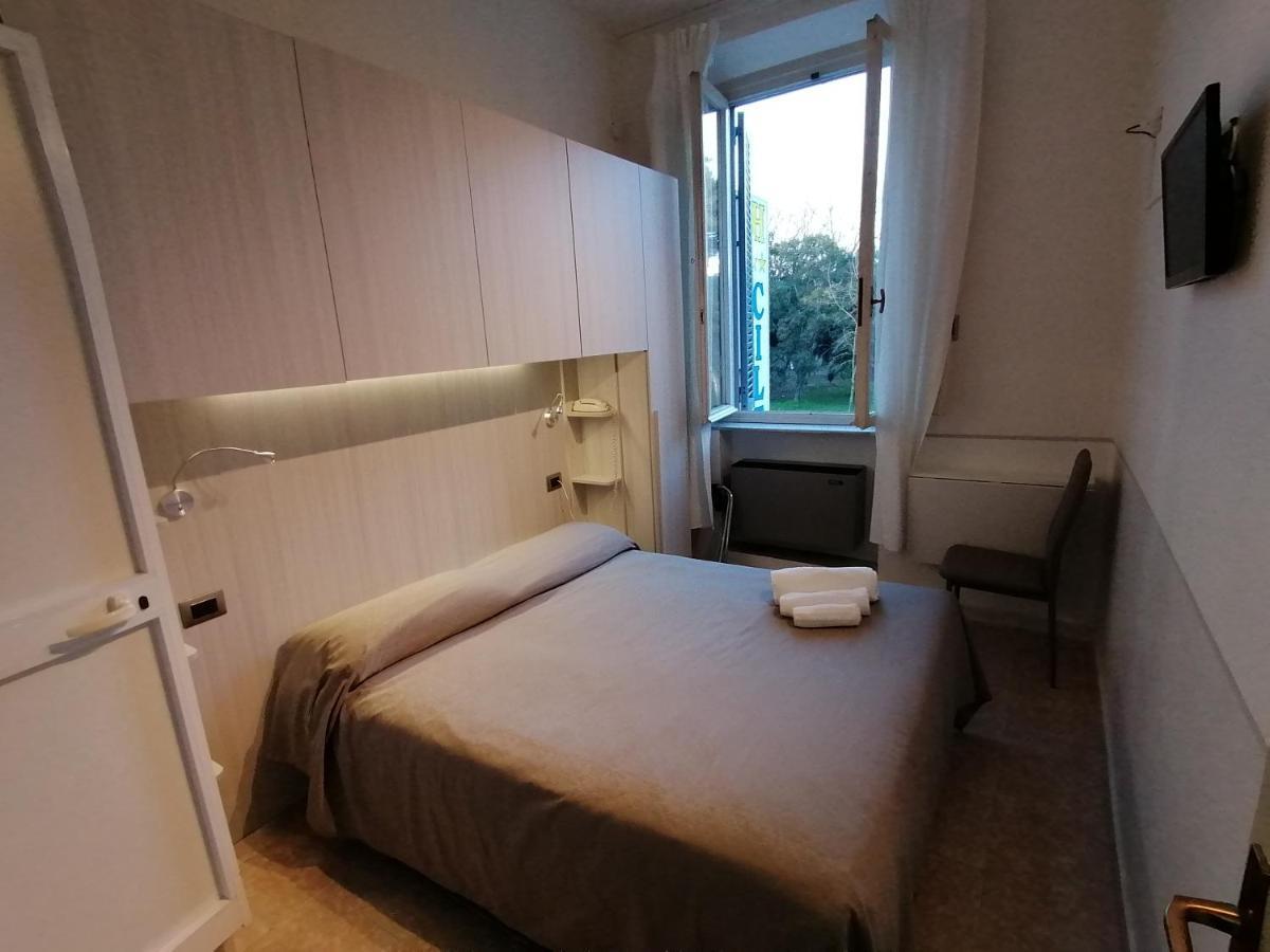 Standard Double Room,1039180783:JPEG