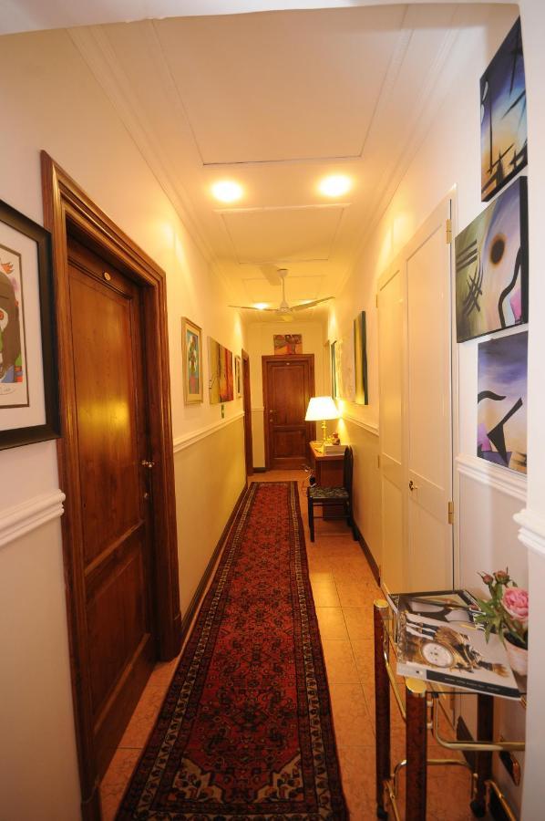 Family Room (6 Adults),640186686:JPEG