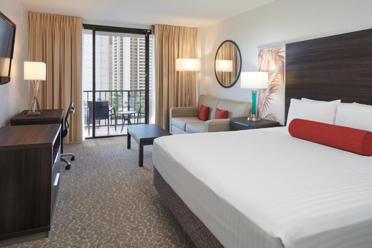 Room with Partial Ocean