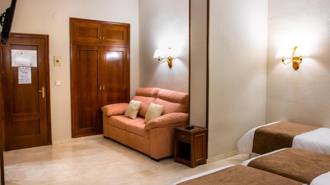 Premium Quadruple Room