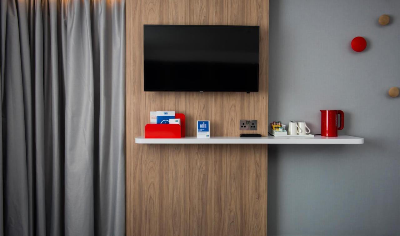 Chambre Lits Jumeaux Standard avec Petit-Déjeuner Chaud Gratuit - Vue sur Ville