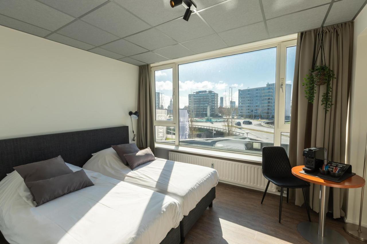 Large Twin Room