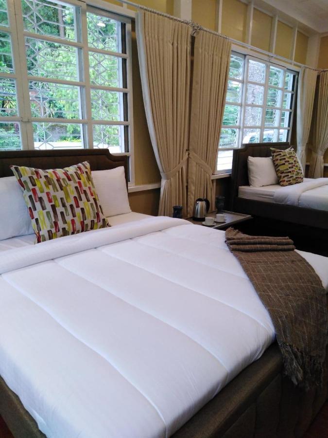 Family Room with Private Bathroom,1093218663:JPEG