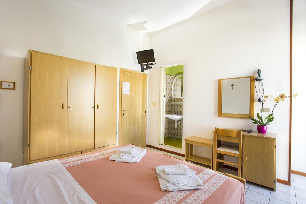 Quarto Duplo