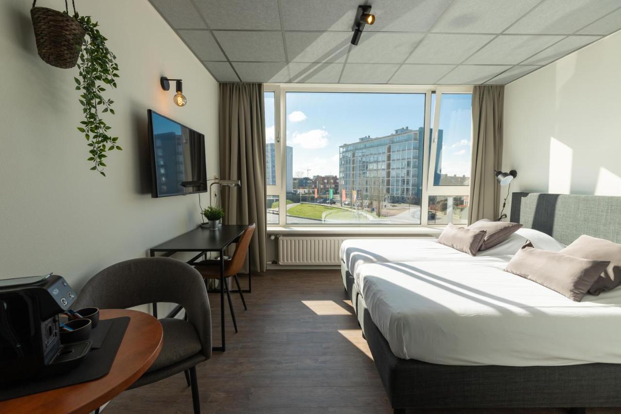 Large Twin Room