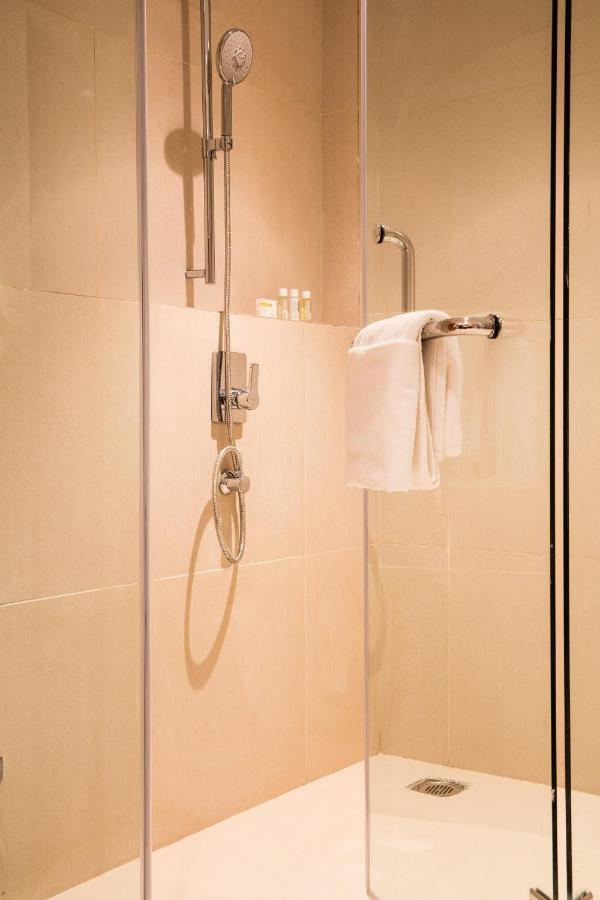 Studio Deluxe,1221682051:JPEG