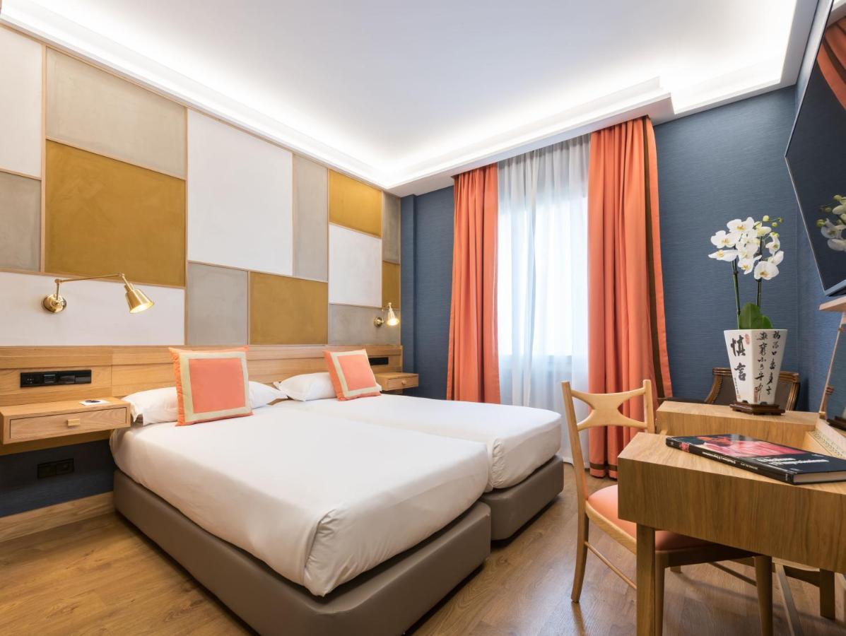 Quarto com Cama de Casal ou 2 de Solteiro