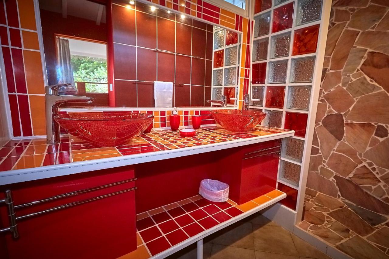 One-Bedroom Bungalow