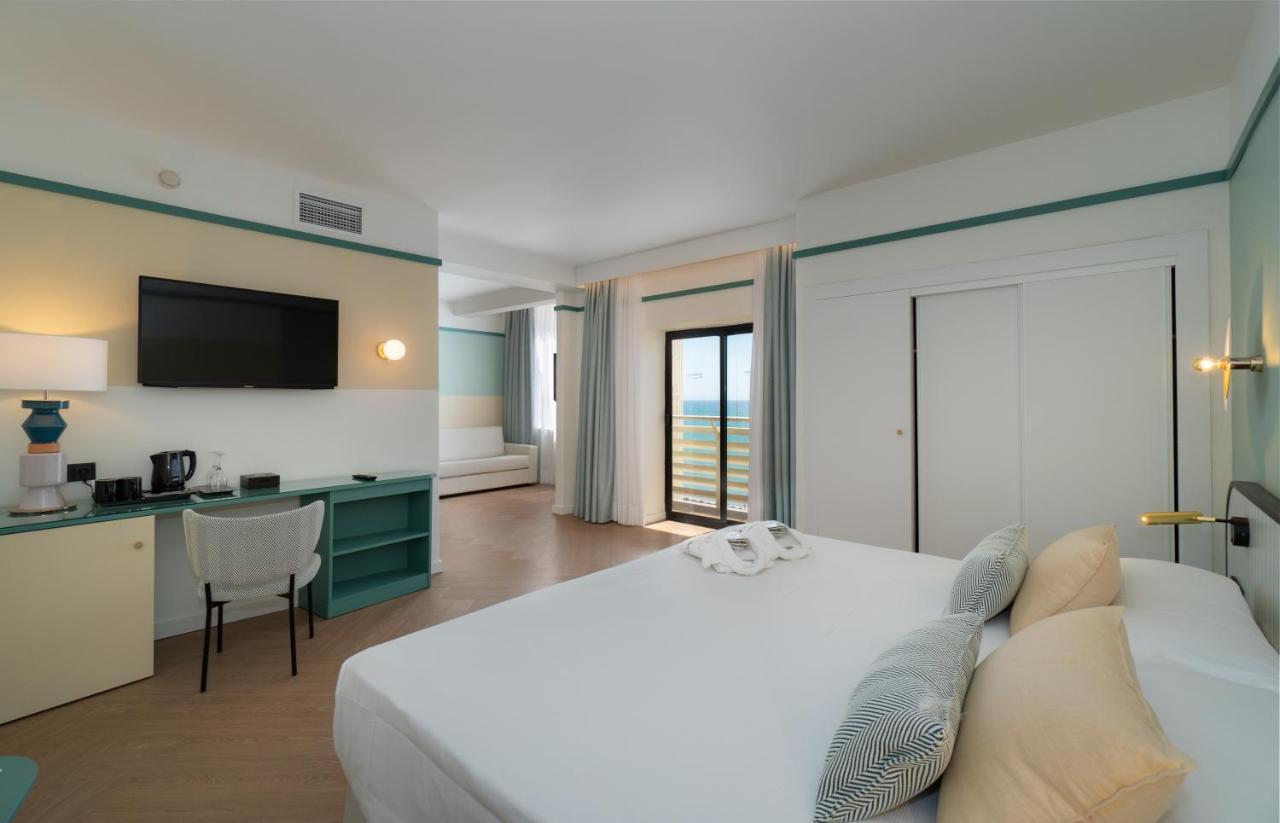 Junior Suite (3 Volwassenen + 1 Kind)