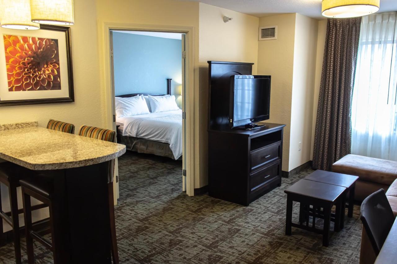 One-Bedroom King Suite with Sofa Bed,1342545881:JPEG