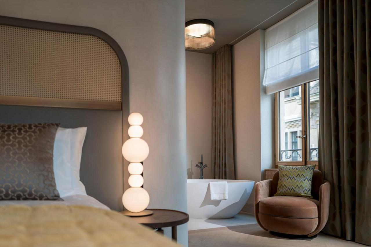 Marketplace Junior Suite