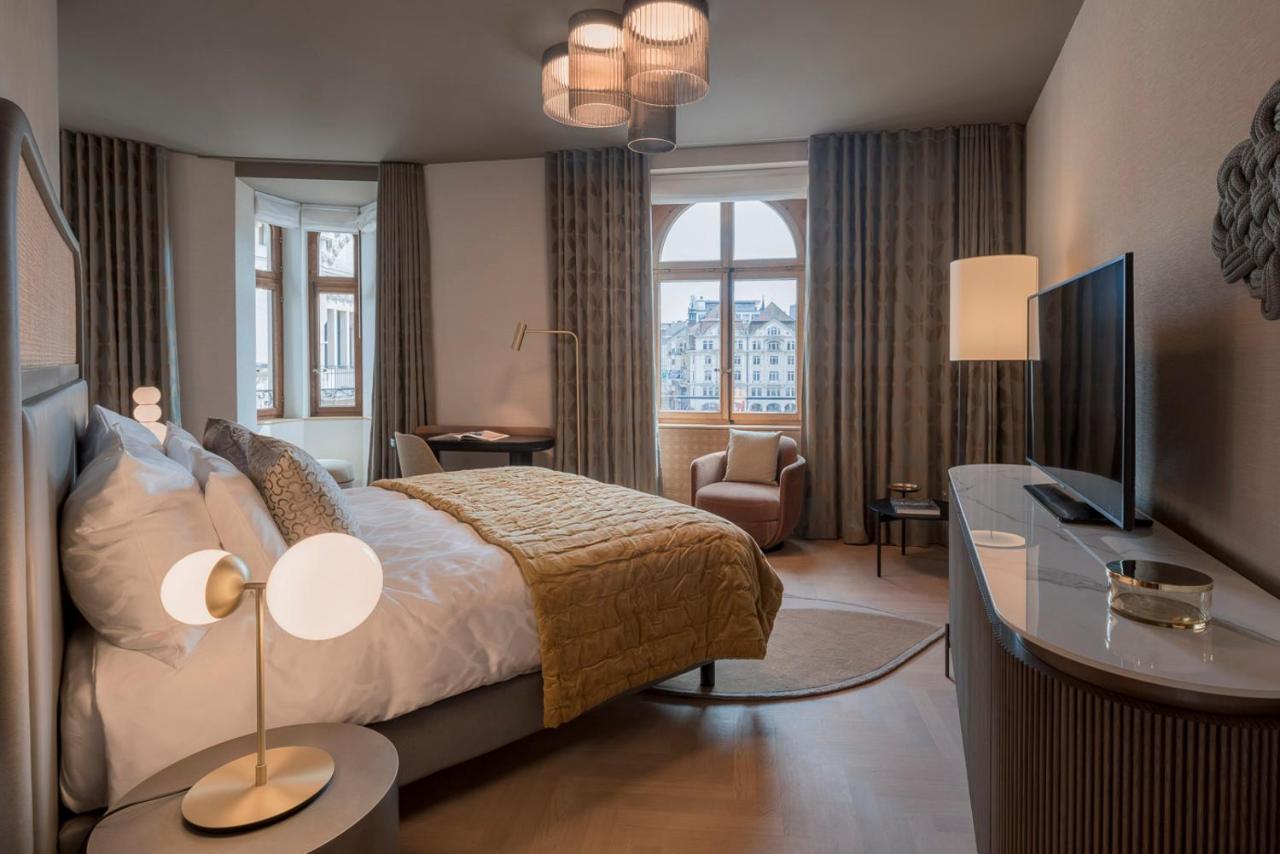 Marketplace Junior Suite