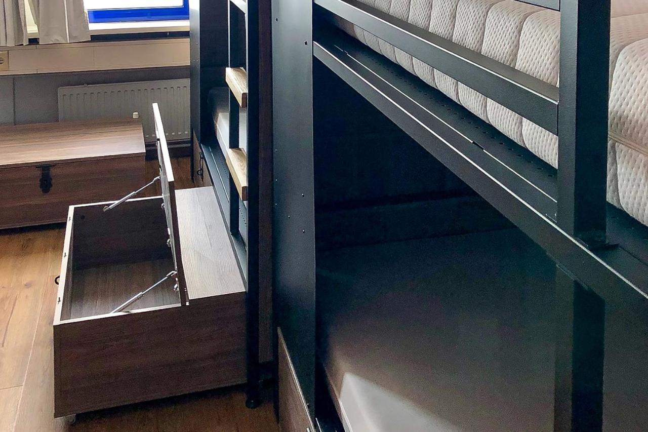 Privékamer met 4 Bedden - Gedeelde Badkamers