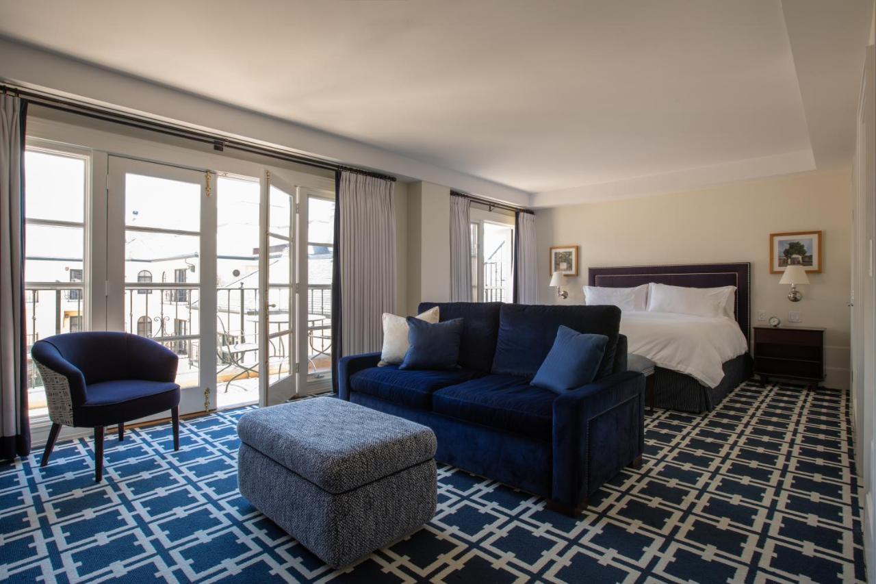 Deluxe King Suite