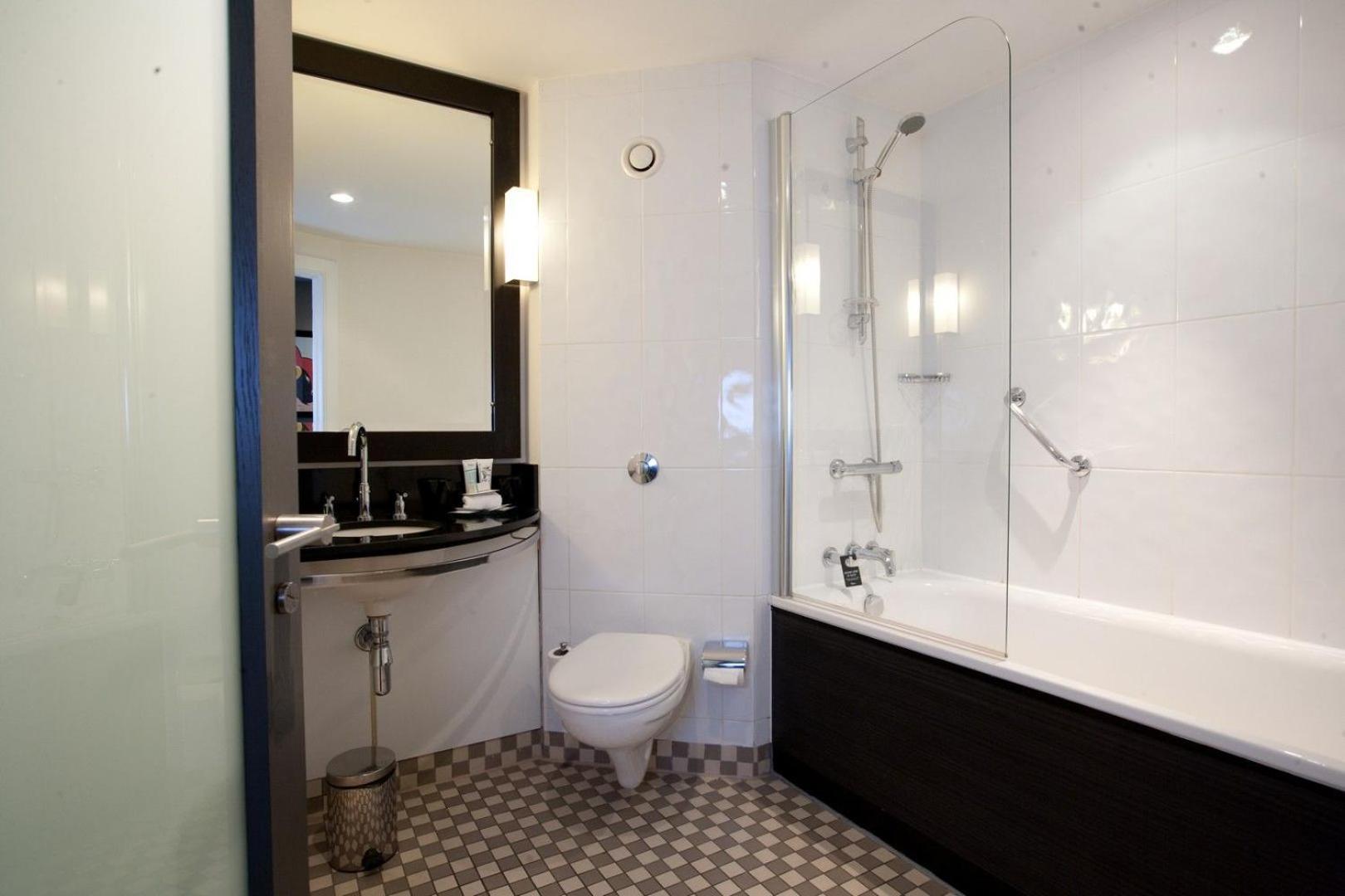 Deluxe Queen Room with Two Queen Beds