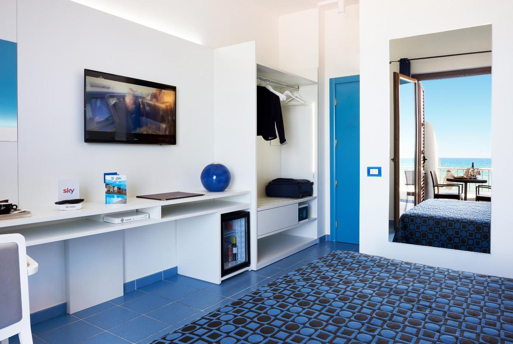 Deluxe Double Room Terrace Sea View