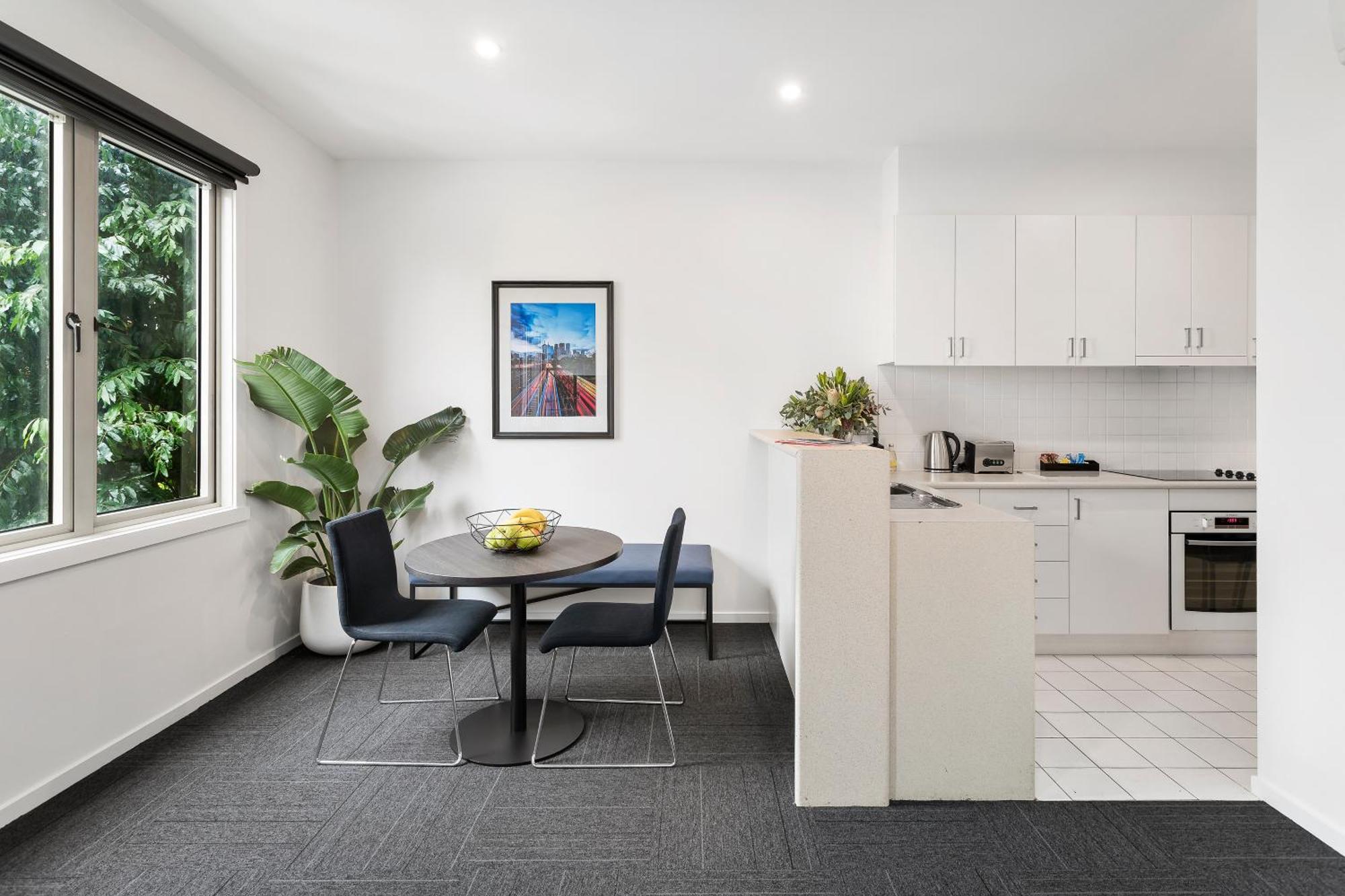 Superior Two-Bedroom Apartment,1212478540:JPEG