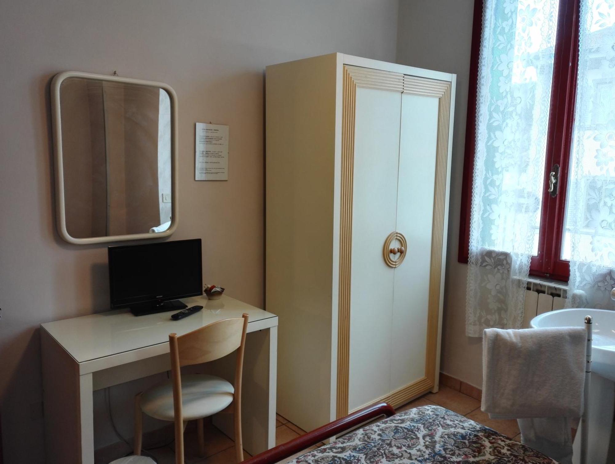 Economy Single Room