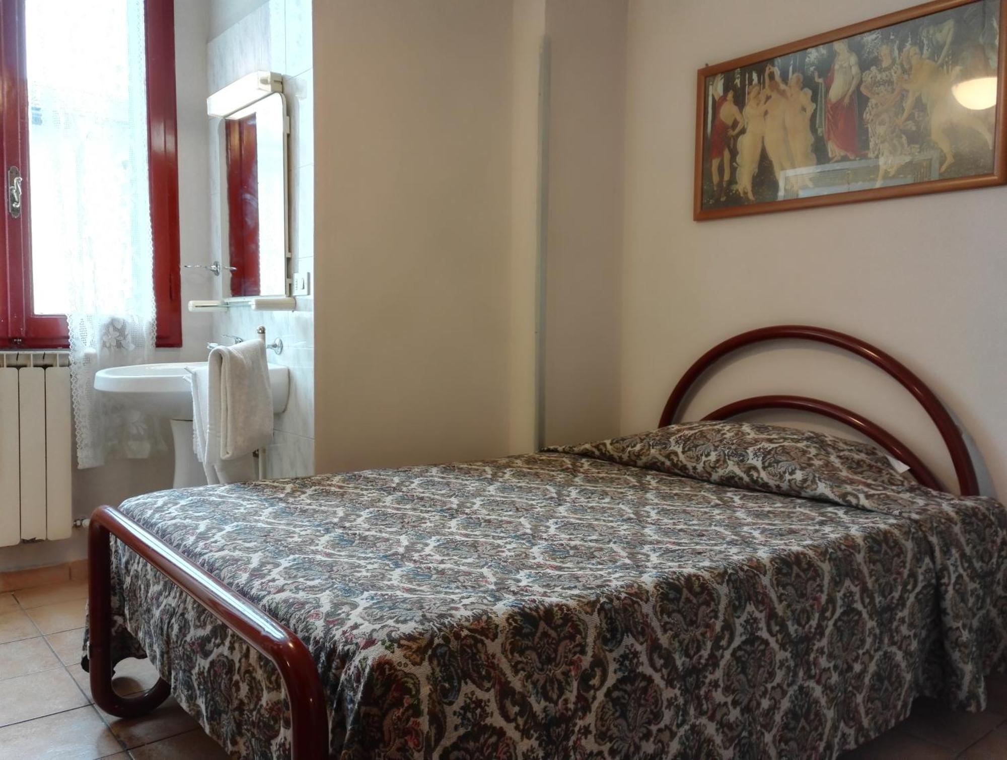 Economy Single Room