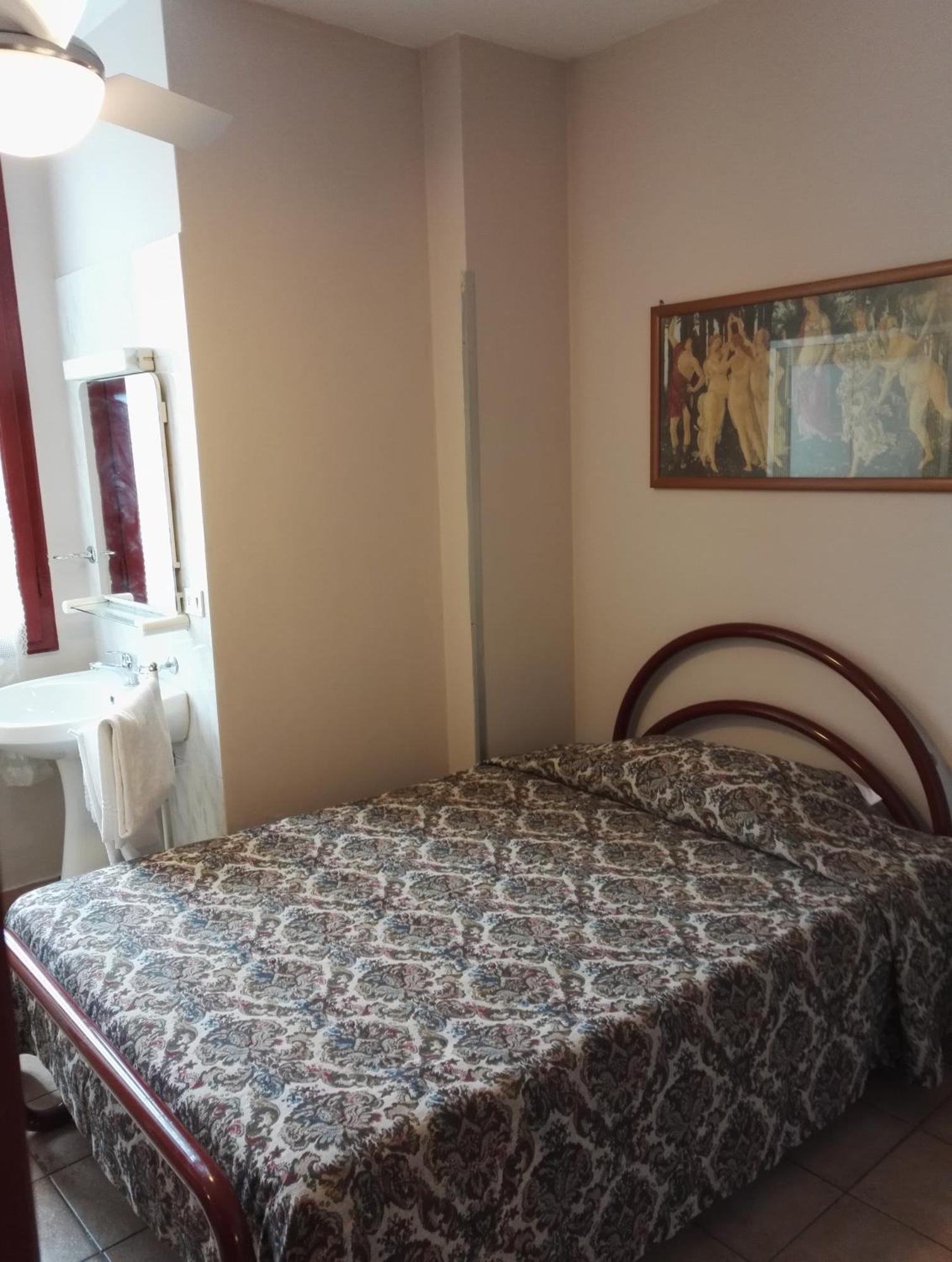 Economy Single Room