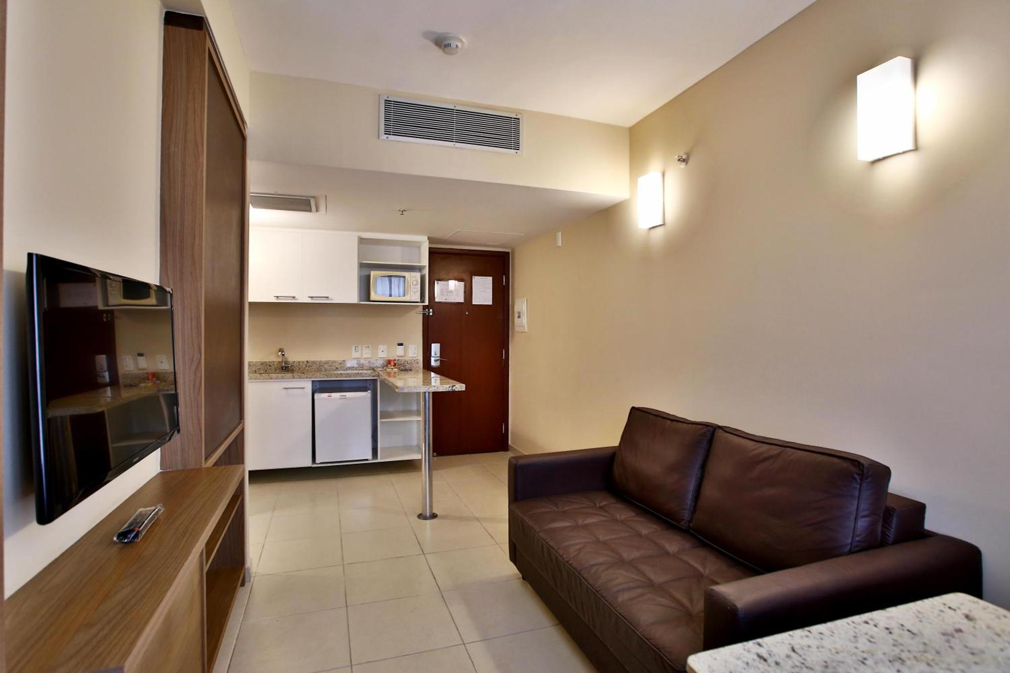 Superior Suite,1227871550:JPEG