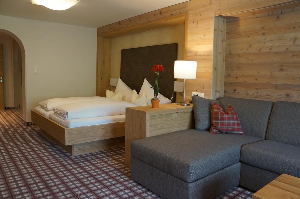 Deluxe Tweepersoonskamer met Balkon