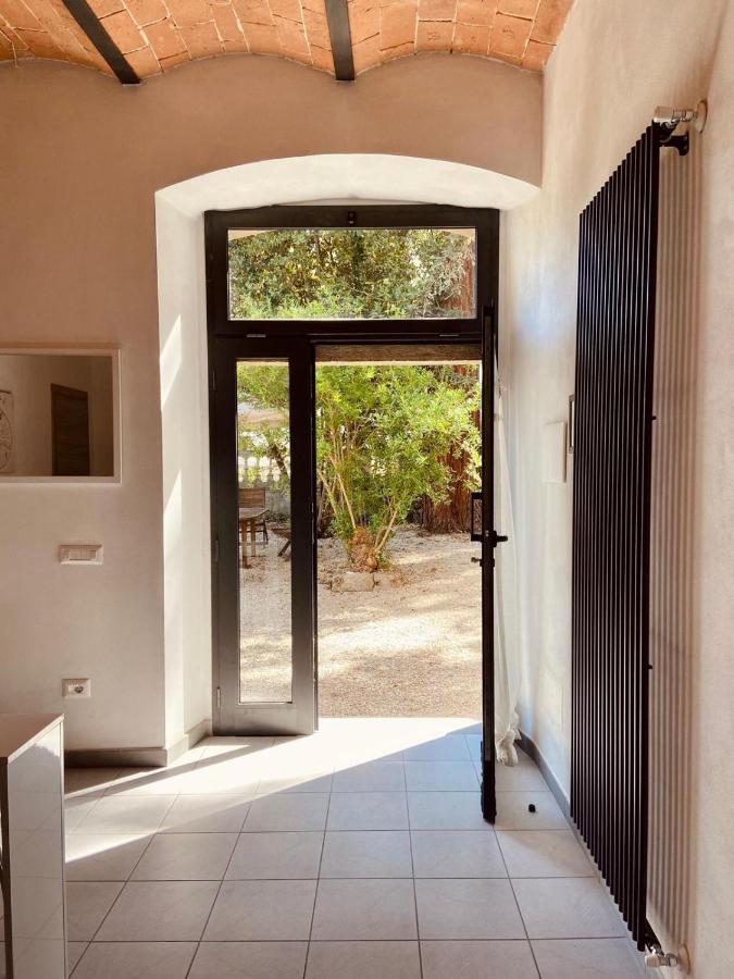 Two-Bedroom House,1252872562:JPEG