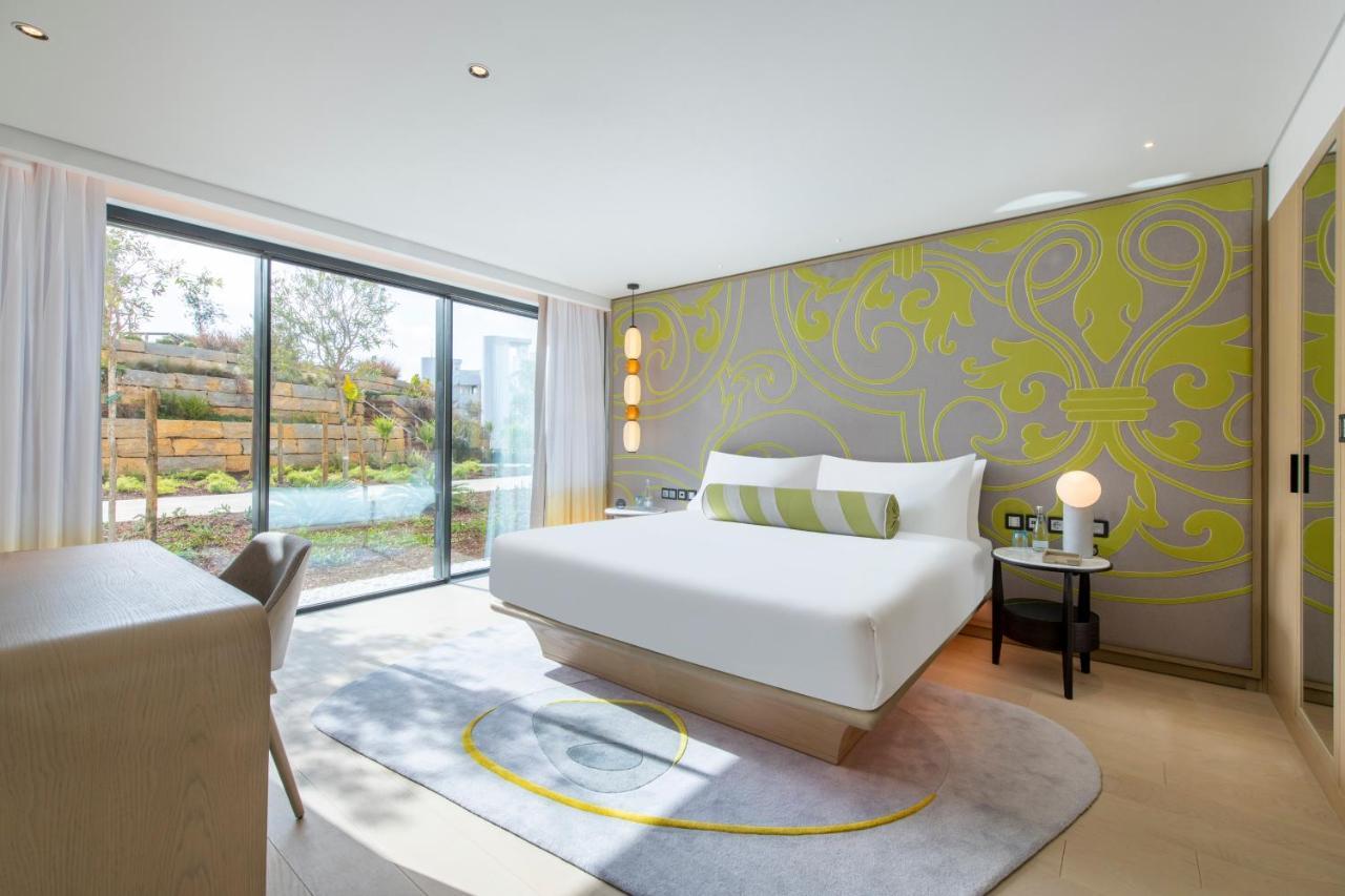 Premier One-Bedroom King Residence with Terrace