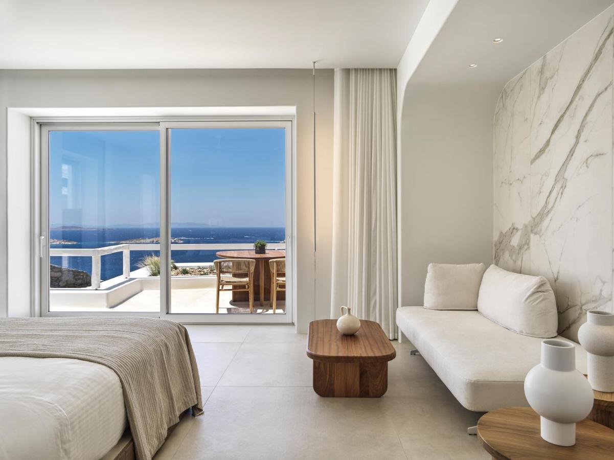 Suite Lovia avec Piscine Privée - Vue sur Mer