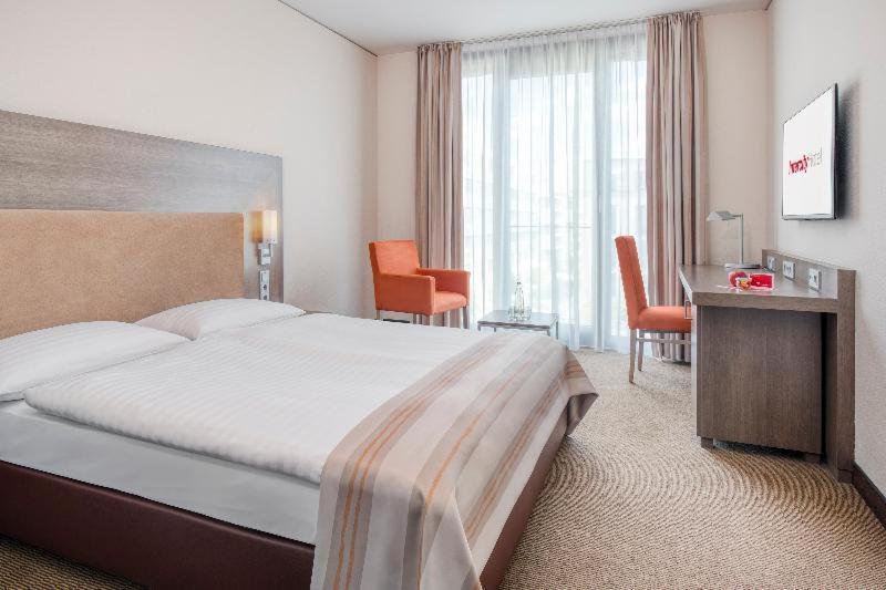Quarto Business com Cama de Casal ou 2 de Solteiro