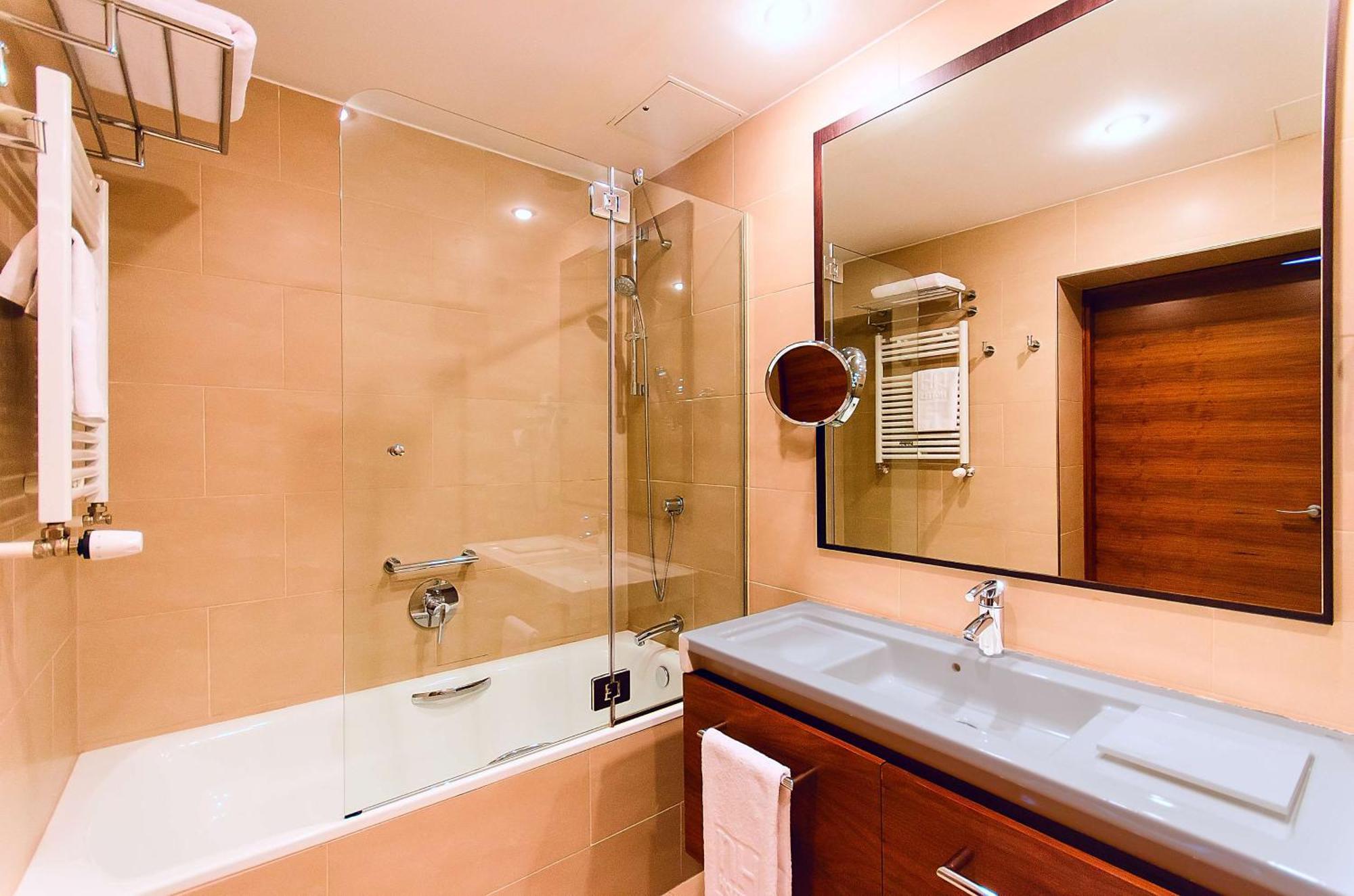 Standard Double or Twin Room with Extra Bed