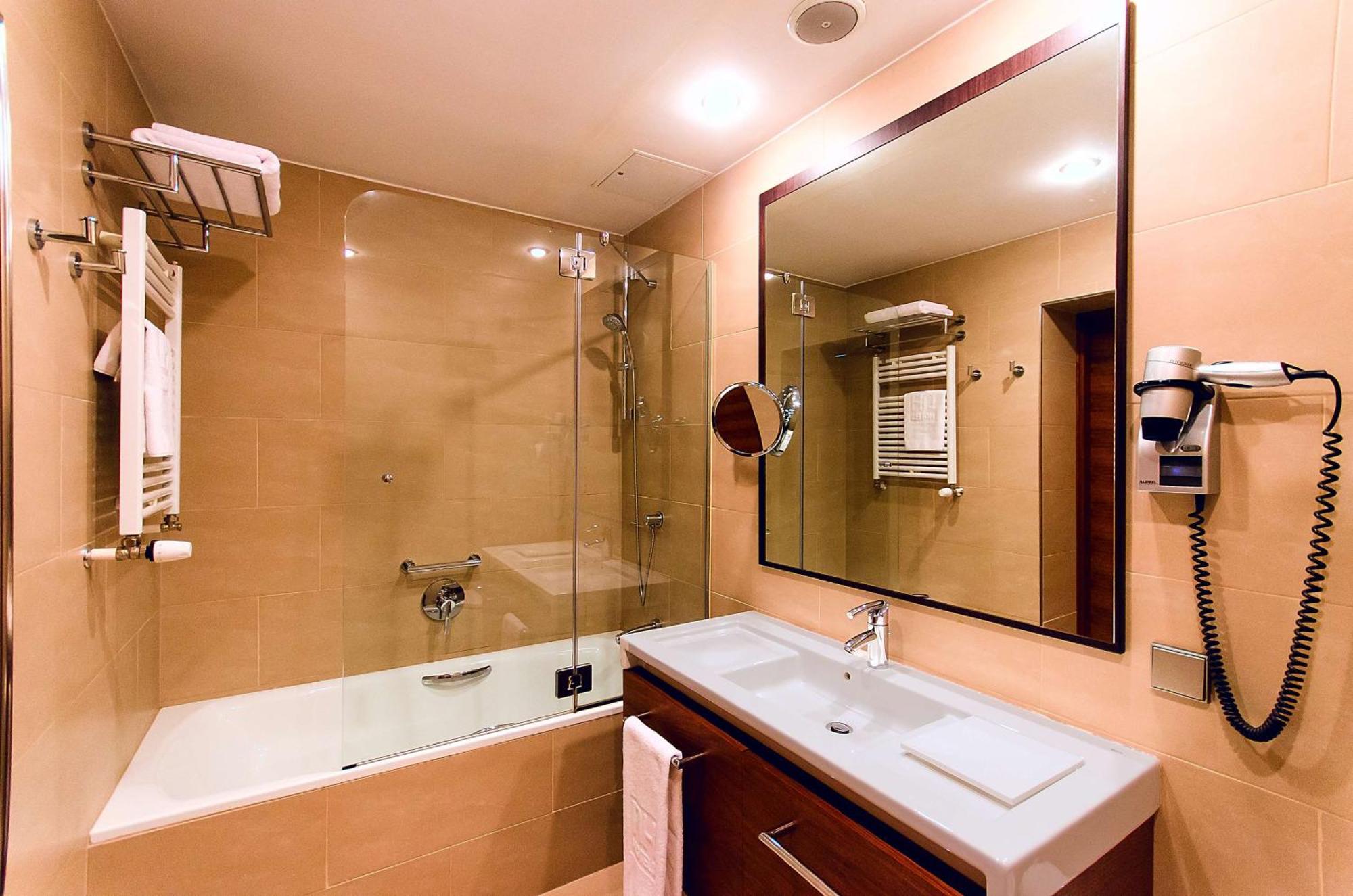 Superior Room with Extra Bed