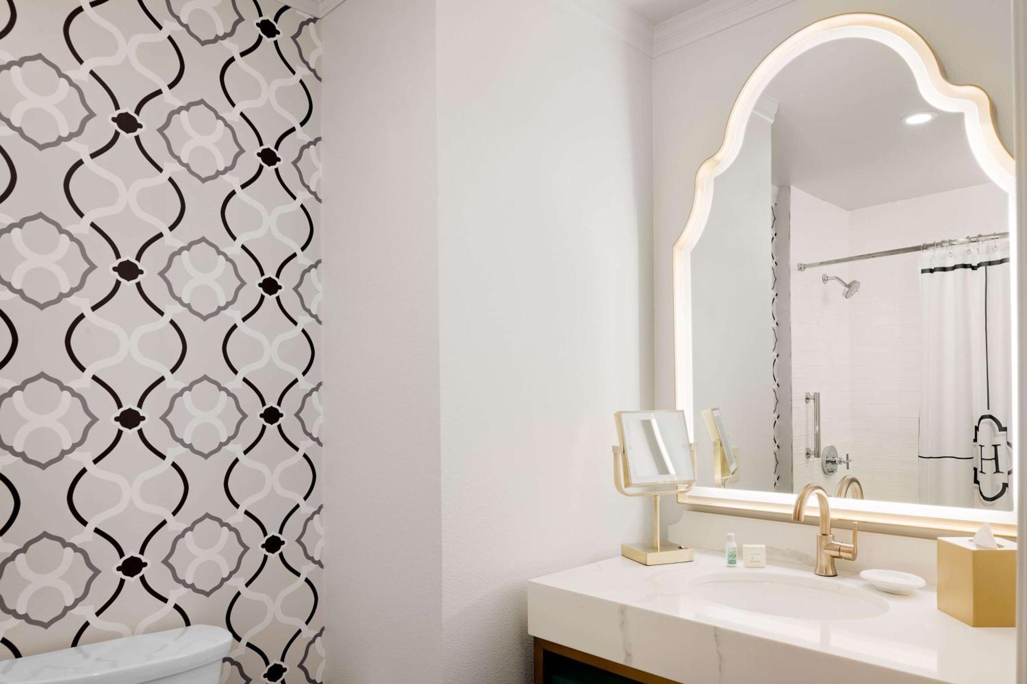 Deluxe King Room,1280532337:JPEG