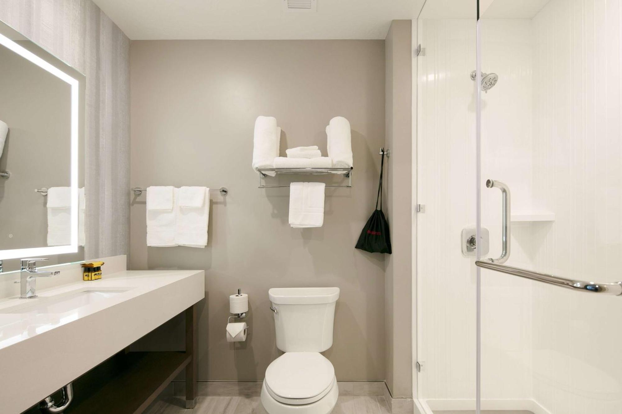 Queen Suite with Two Queen Beds and Sofa Bed - Disability Access/Non-Smoking