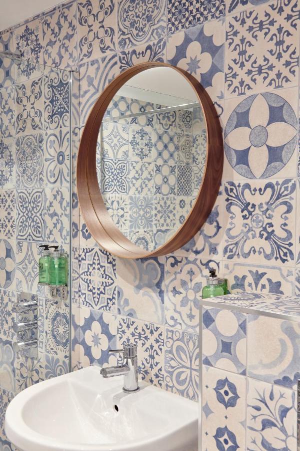 Superior King Room,1297330735:JPEG