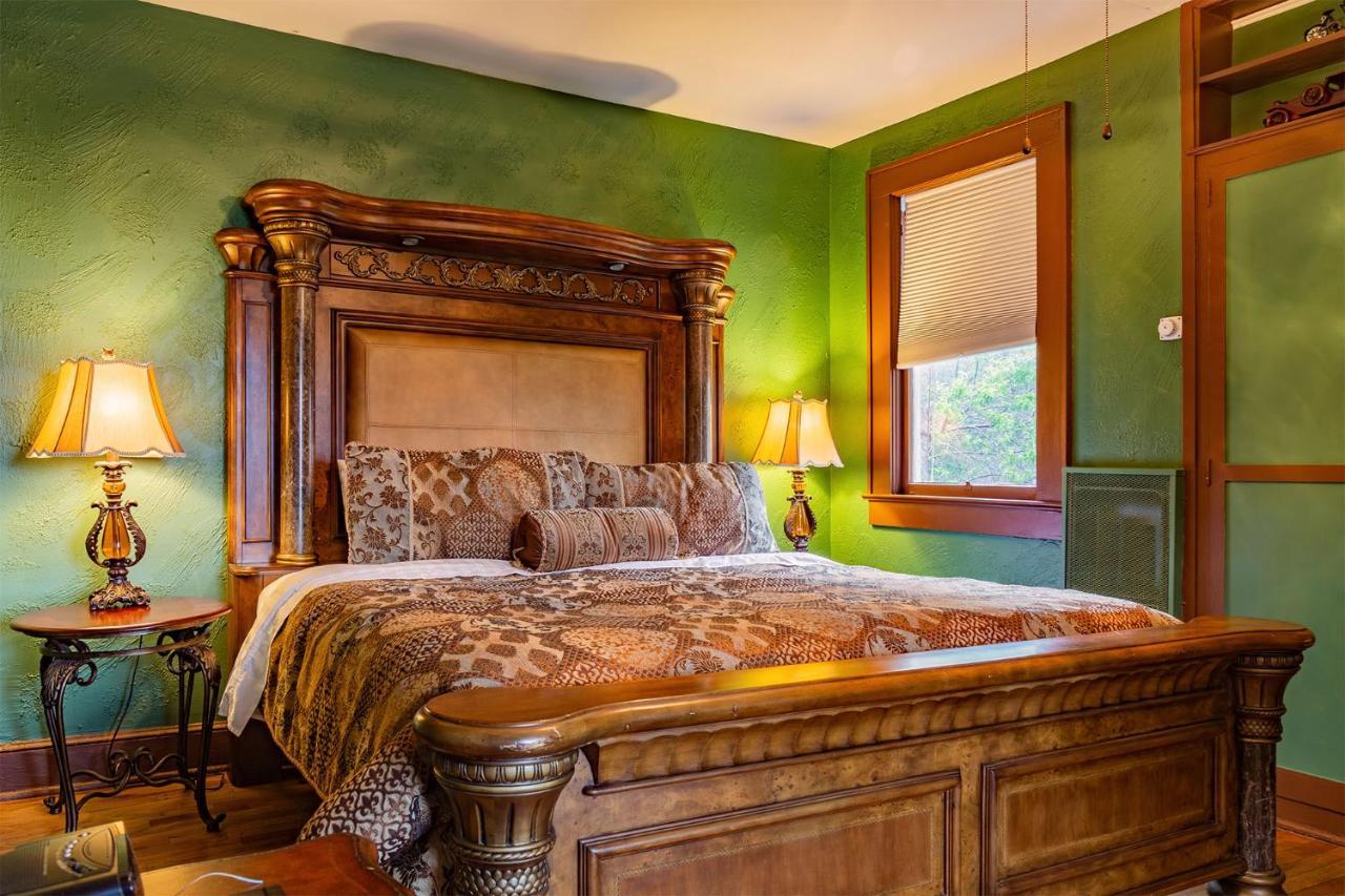 Deluxe King Room,1305374959:JPEG