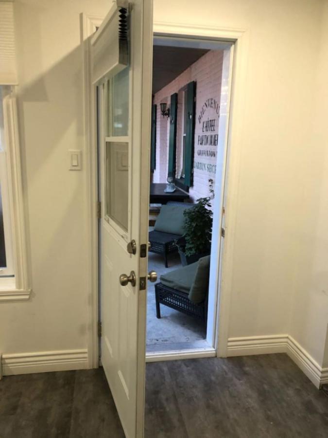 Queen Suite