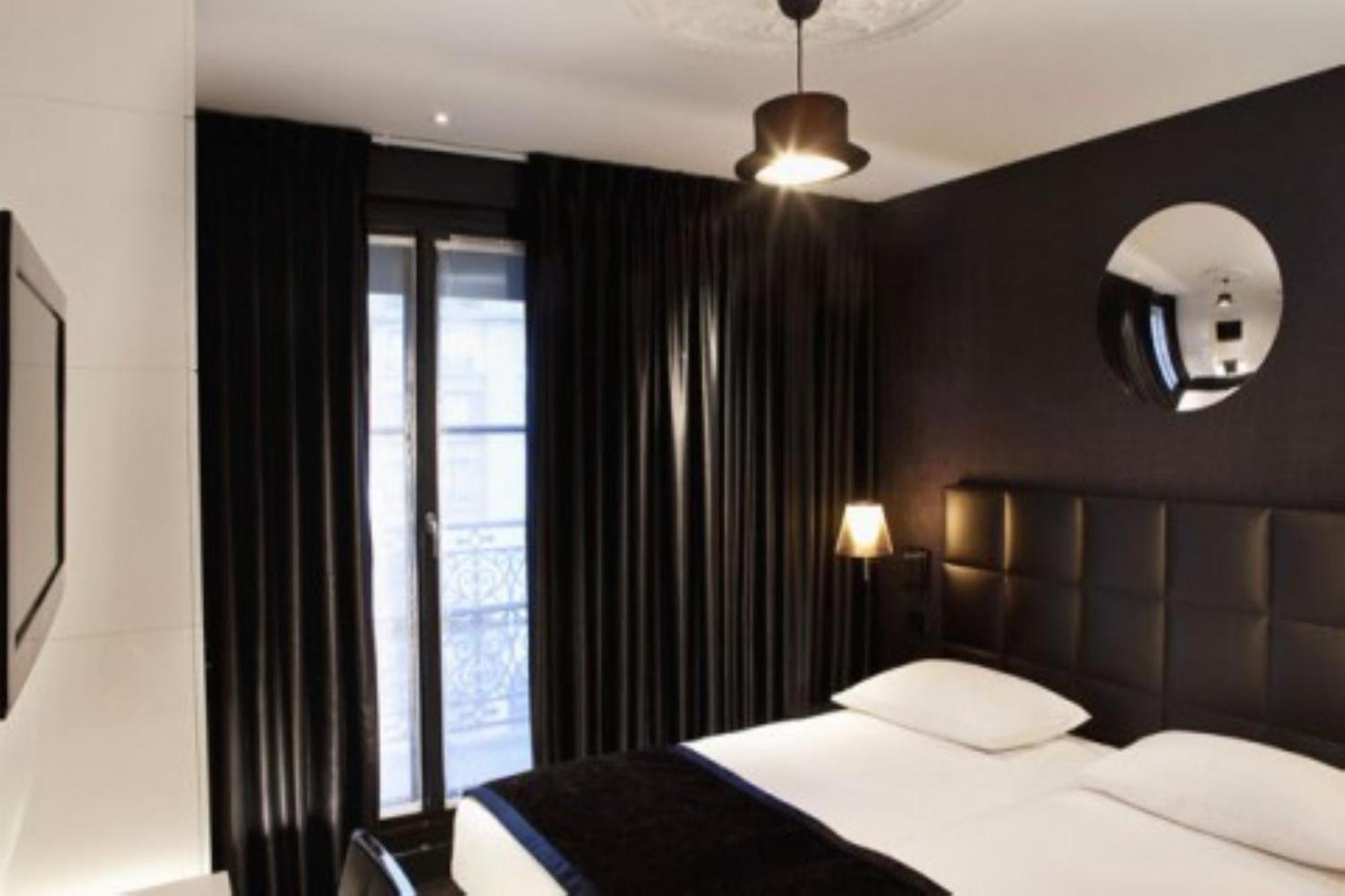 Quarto Duplo Deluxe com Vista Torre Eiffel