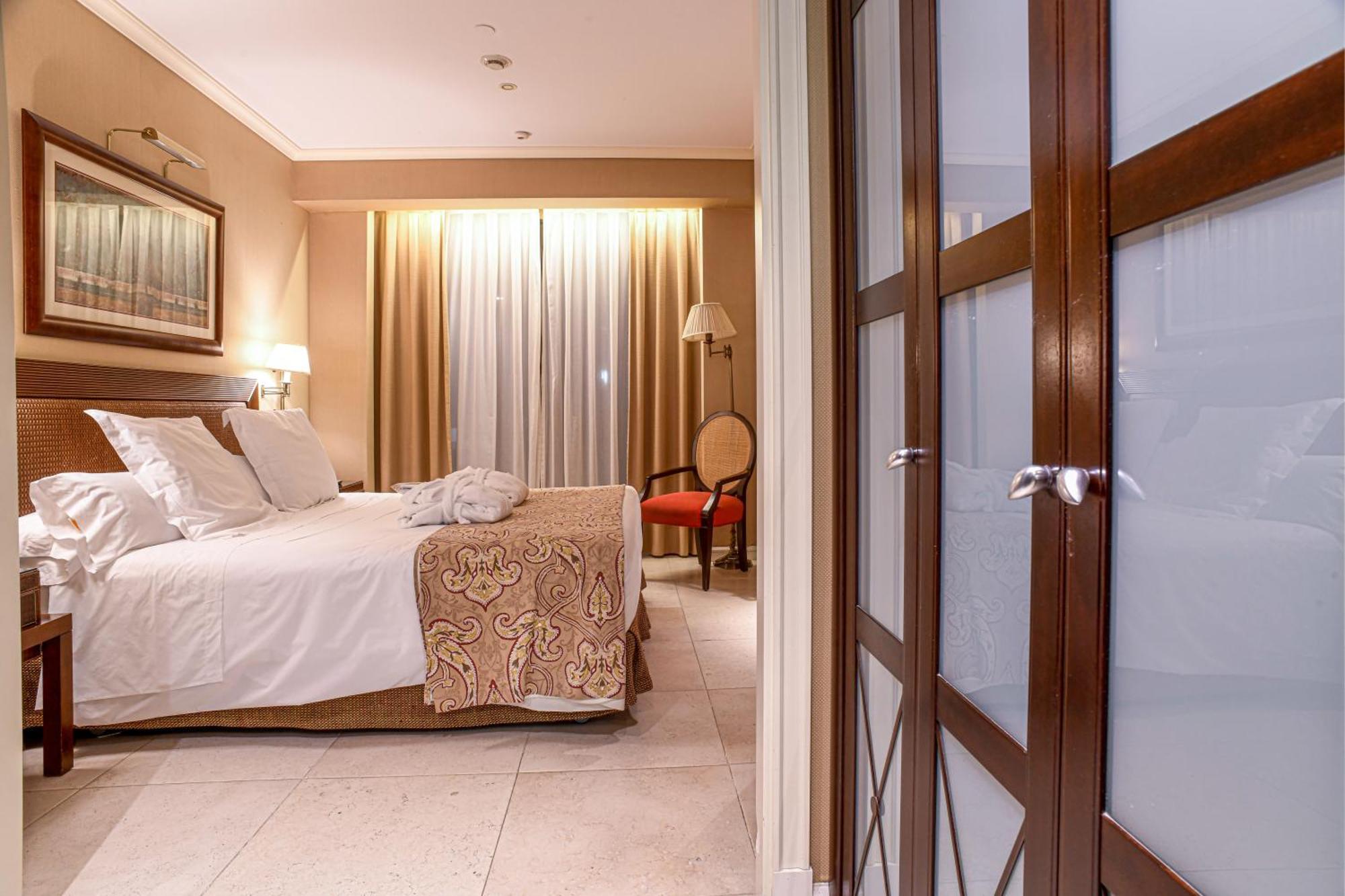 Junior Suite,1713140788:JPEG