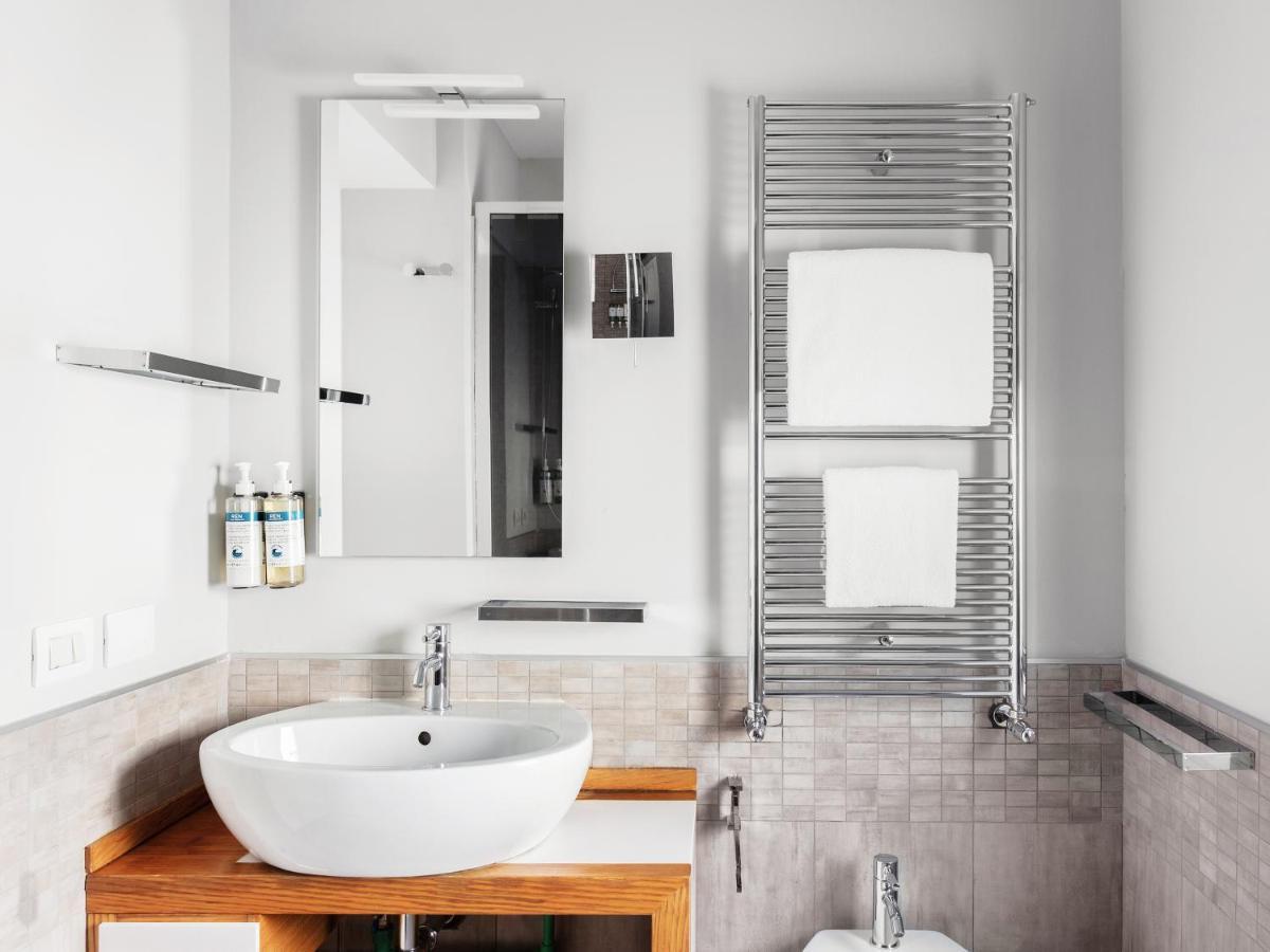 Large Room,1329038087:JPEG