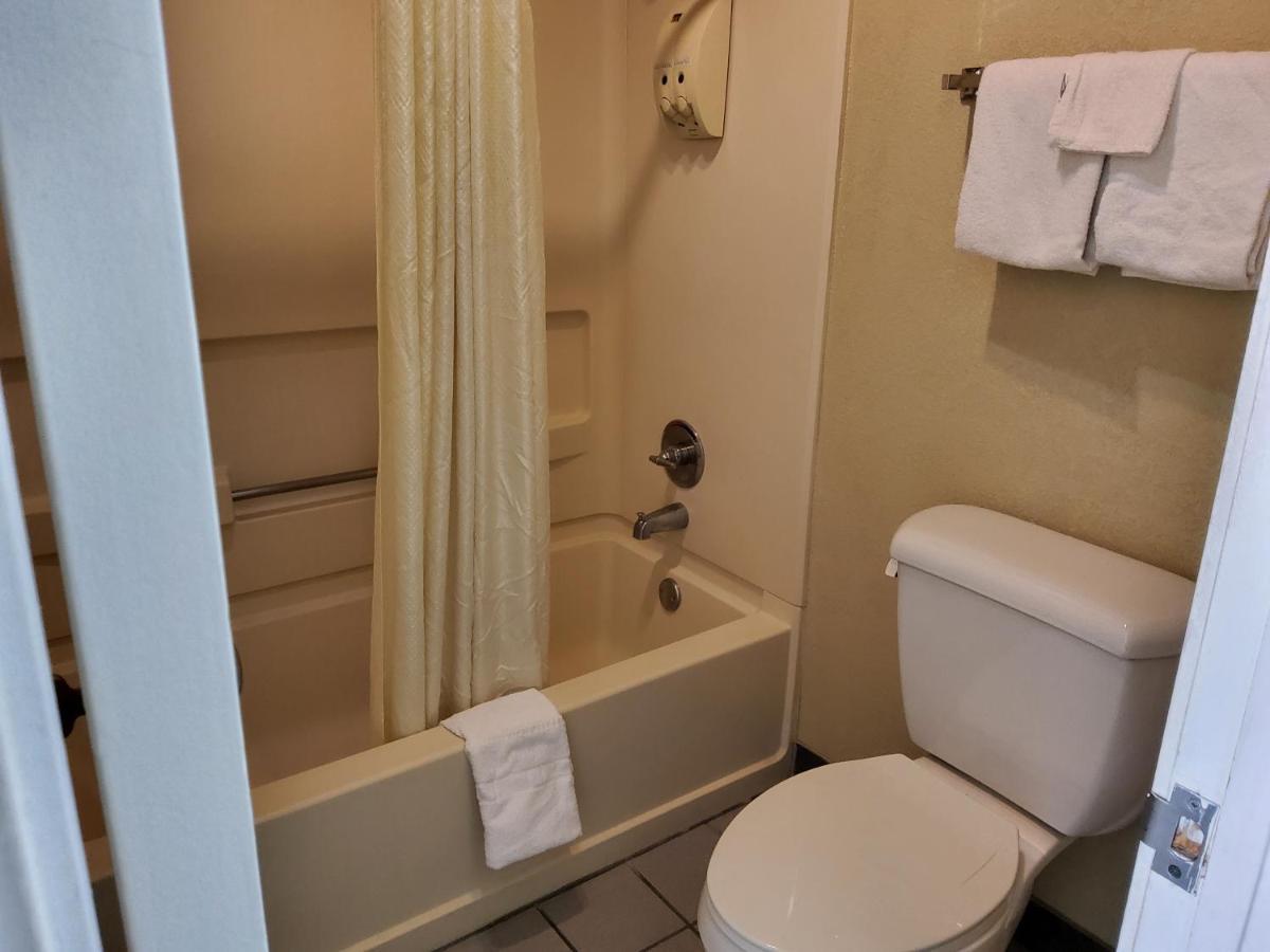 Double Room,1357785455:JPEG