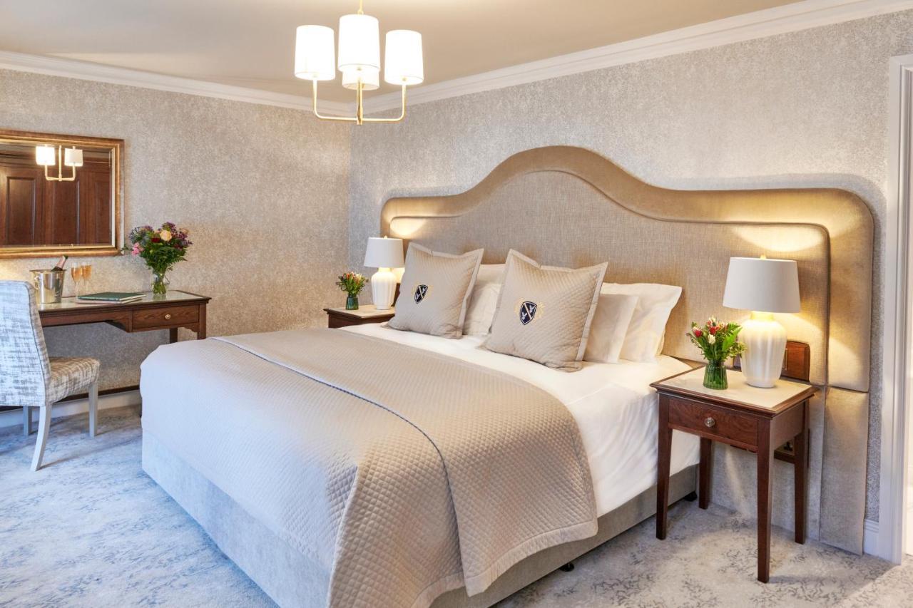 Quarto Executivo com Cama King-size