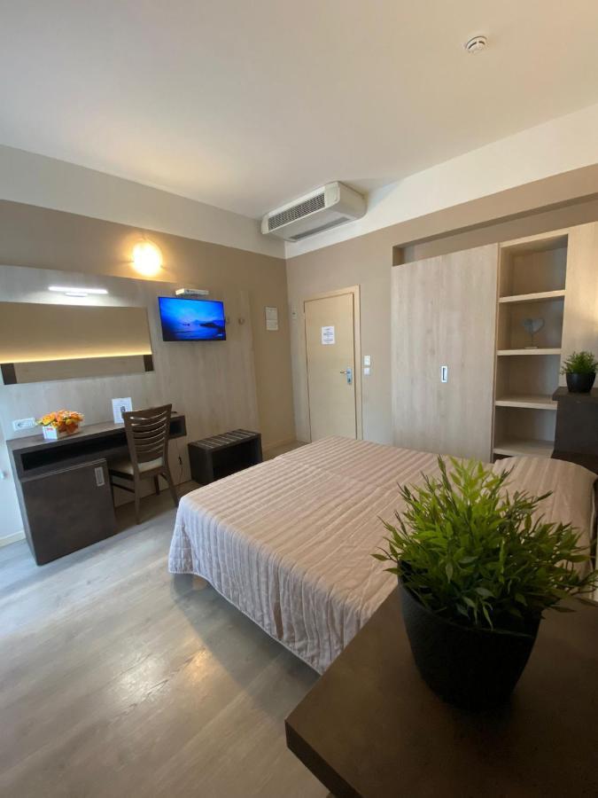 Superior Double Room with Balcony,1565153545:JPEG