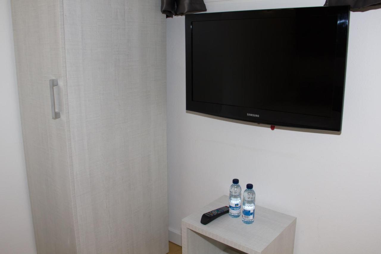Budget Double Room without Window,1580610991:JPEG