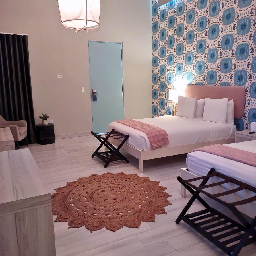 Deluxe Double Room,1416732540:JPEG