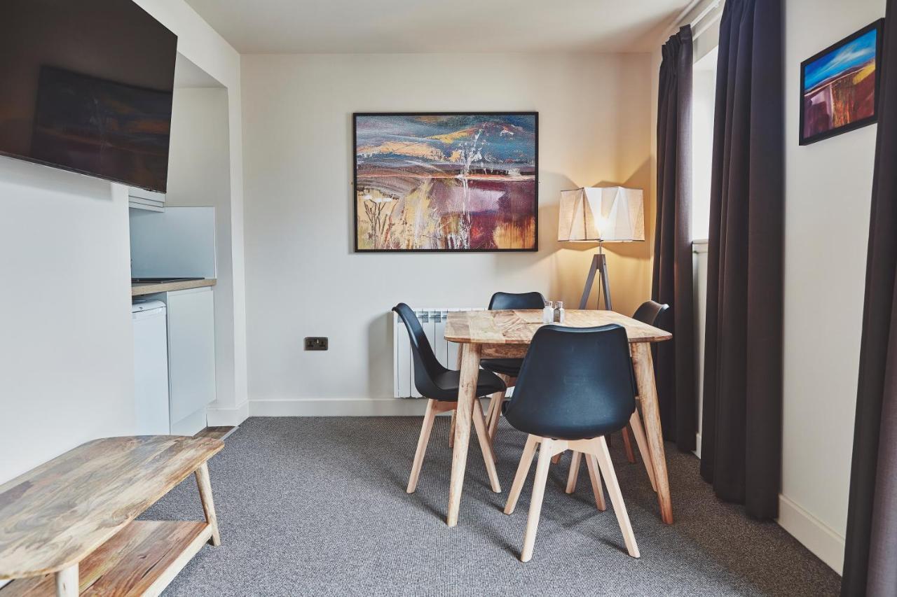 Garrison Suite