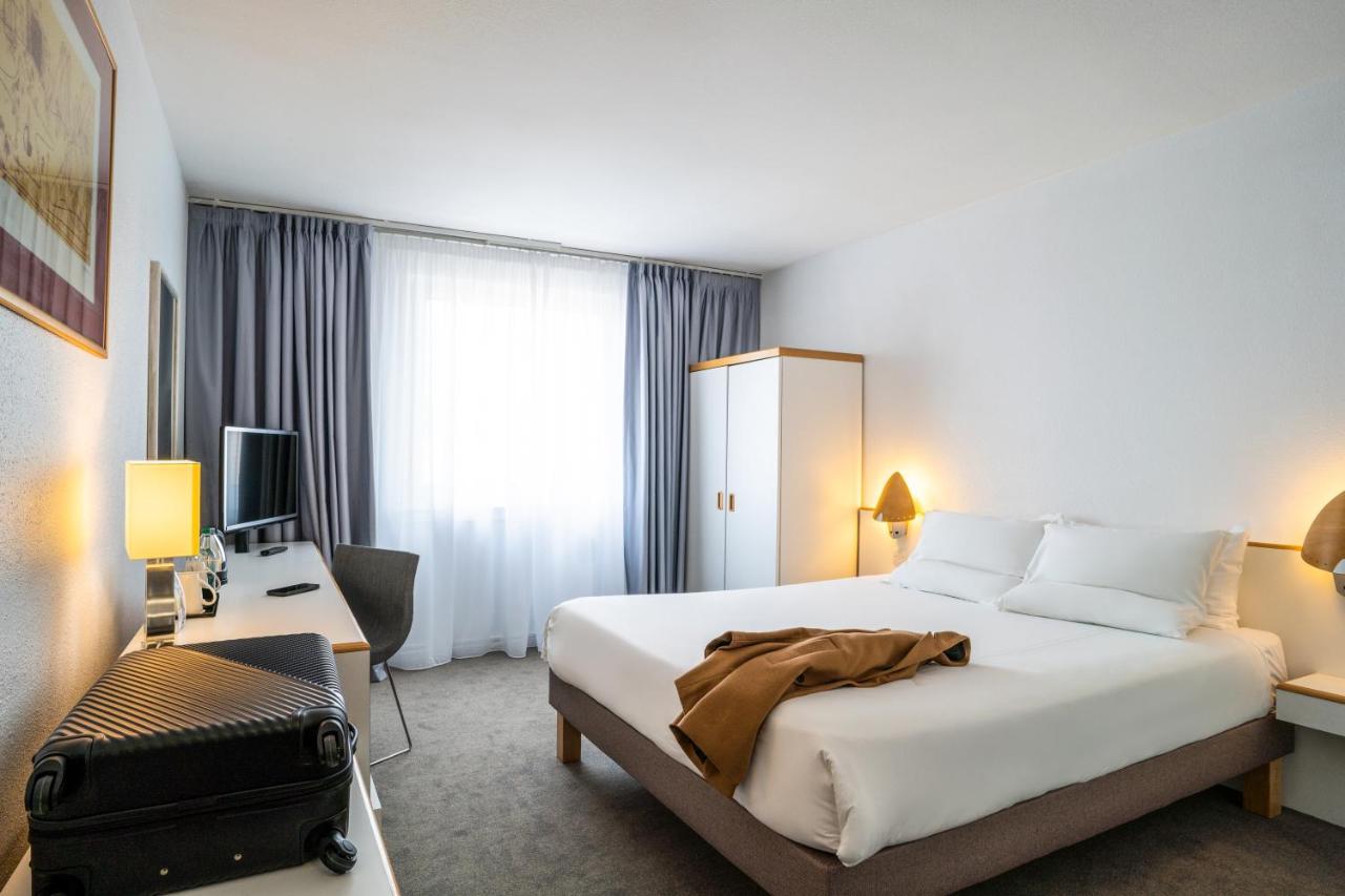 Standard Double Room - Disability Access,1419659547:JPEG