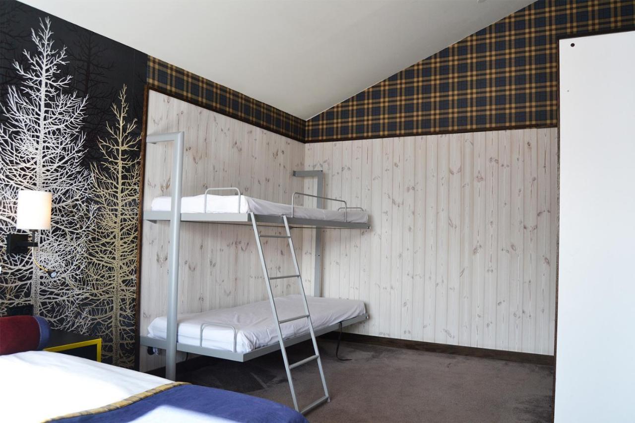 Large Double Room with Balcony,1613425691:JPEG